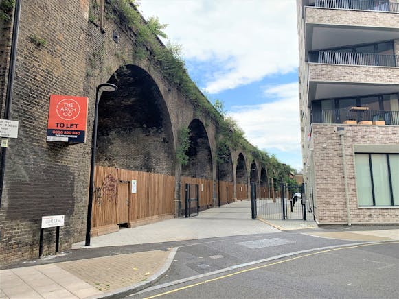 Land And Arches 3-10 Valentia Place, Brixton, Industrial / Land To Let - IMG_6423.JPG