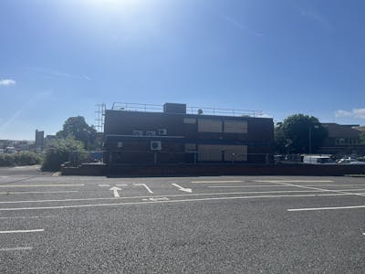 Former Lloyds Bank, 2 Gatehouse Road, Aylesbury, E (Commercial / Business / Service) For Sale - IMG_2919.JPG