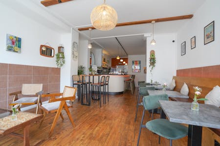 131, 133 & 135 Regent Street, Leamington Spa, Investment / Leisure / Retail For Sale - Peaches Cafe 7.jpg