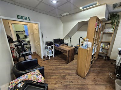 521 Buxton Road, Stockport, Retail To Let - 20260107_092258.jpg