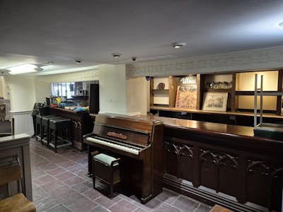 481 Oldham Road, Manchester, D1 (Non Residential Institutions) / Leisure / Office / Retail To Let - 20260423_125040.jpg