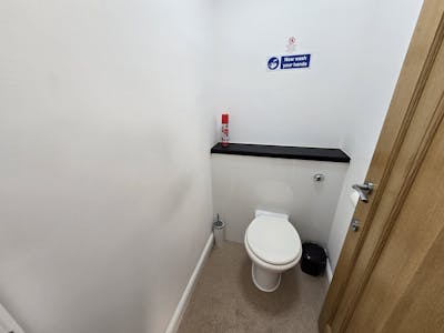 305A Bolton Road, Bury, Office To Let - WC 1