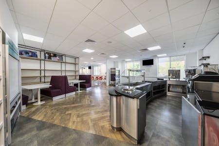 Magdalen House & Moor Building, Watford, Office For Sale - 13555344168cd9b7ced032.jpg