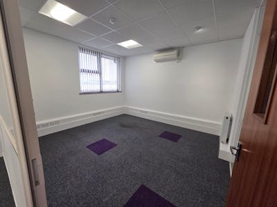 16, Capricon Centre, Cranes Farm Road, Basildon, Office To Let / For Sale - IMG20250604WA0073.jpg