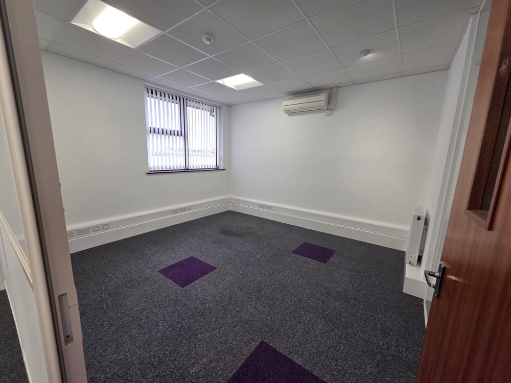16, Capricon Centre, Cranes Farm Road - IMG20250604WA0073.jpg