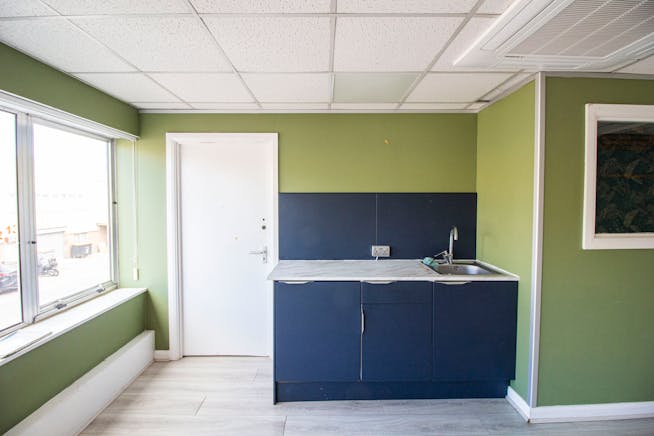 Unit 18, Wadsworth Business Centre, Perivale, Office / Industrial / Warehouse To Let - 7.jpg