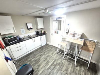 72-74 Princes Street, Stockport, Retail To Let - 20250711_112135.jpg