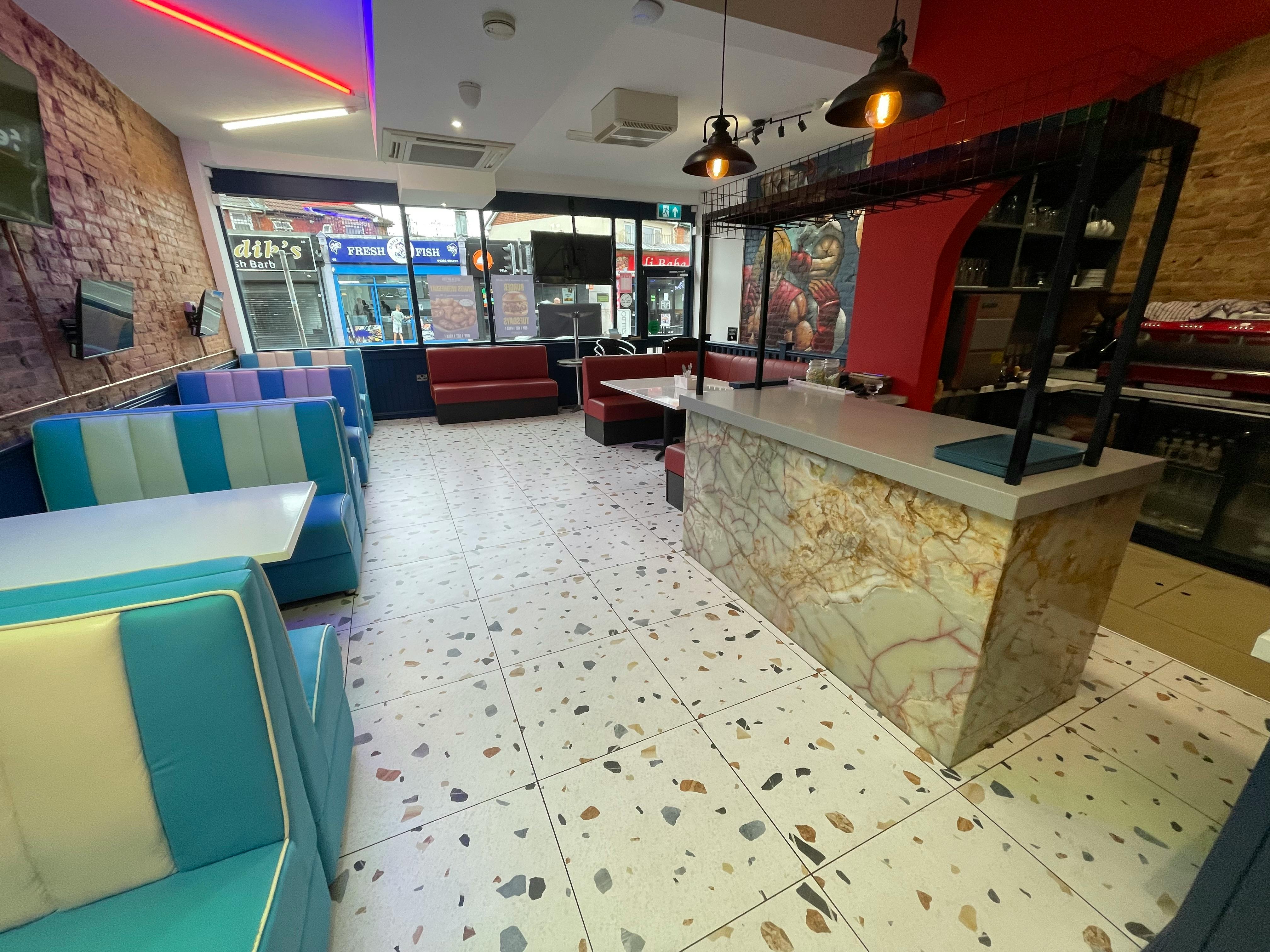 Retail/Shop in Bournemouth - photo 4