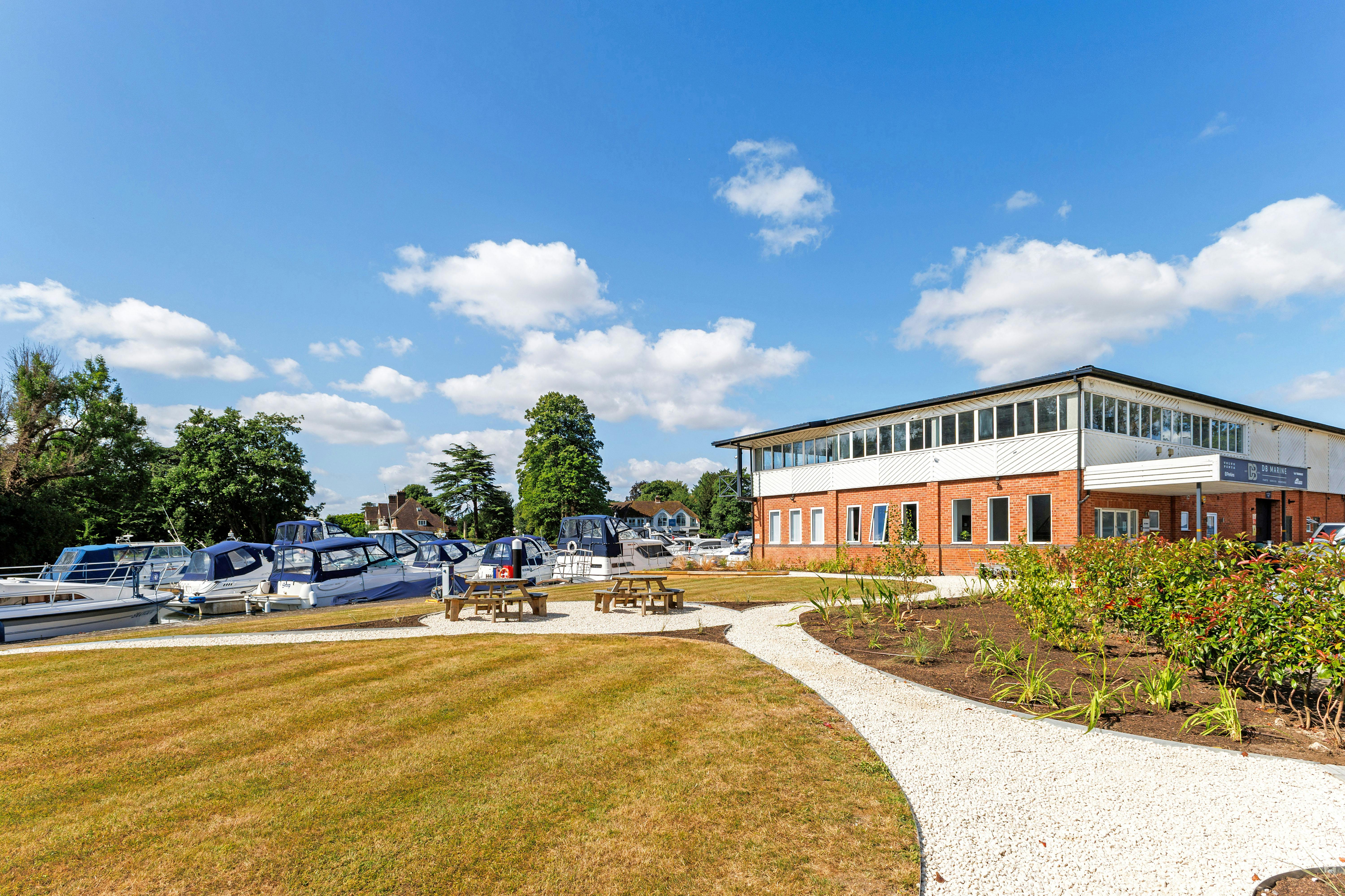 DB Marine Building, Ferry Lane, Cookham on Thames, Offices To Let - 95149_D B Marine Cookham Bridge 9.jpg