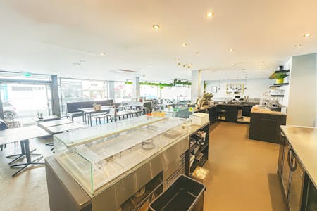 52 Warwick Street, Leamington Spa, Unit A, Leamington Spa, Leisure / Retail To Let - Esquires Coffee Image 5.jpg