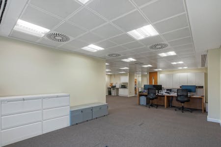 50 Mark Lane, London, Office To Let - DSC05720.jpg