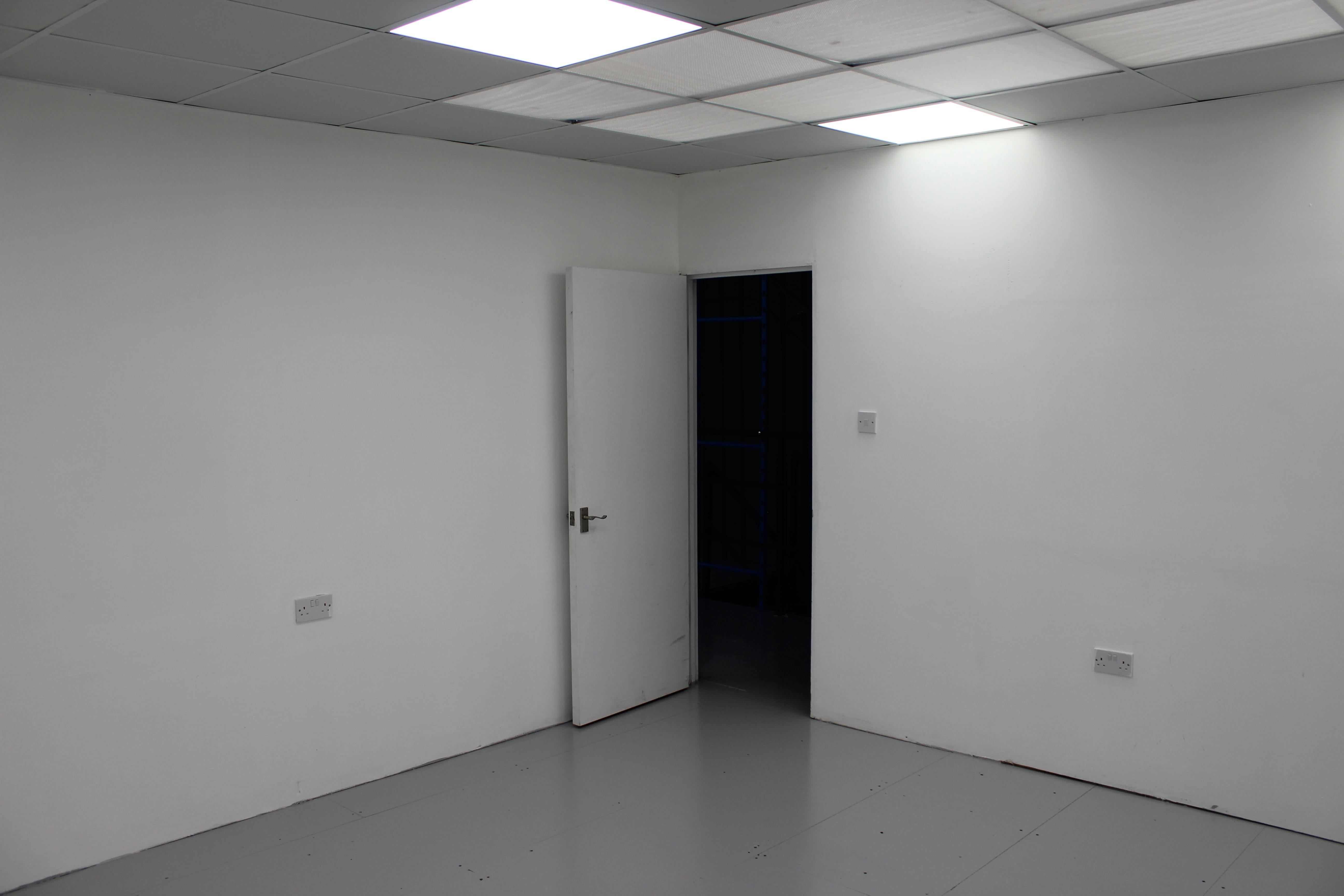 Unit D, Circle Line House, Harlow, Industrial To Let - IMG_0616.JPG