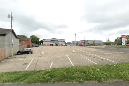 Former Carpetright, Gunville Trading Estate, Newport, Industrial / Leisure / Retail To Let / For Sale - Taylor Road, Newport, Isle of Wight iii.jpg