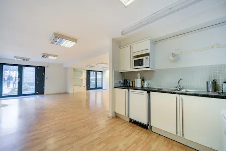 8 Waterson Street, London, Office For Sale - 1477257-4-6a280859b9765.jpg