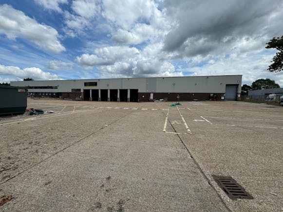 Unit 10 Oriana Way, Southampton, Industrial To Let - 10 Oriana2.jpg