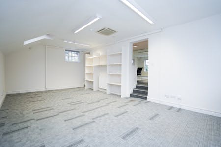 Hawkstone House, Leamington Spa, Office To Let - Wareing  Company14.jpg