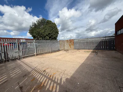 Unit 3, Clive Road, Redditch, Industrial/Logistics To Let - IMG_3192.jpeg