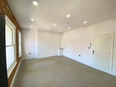 31 King Street, Luton, Class E Retail / Leisure / Office / Wellbeing To Let - Image 9