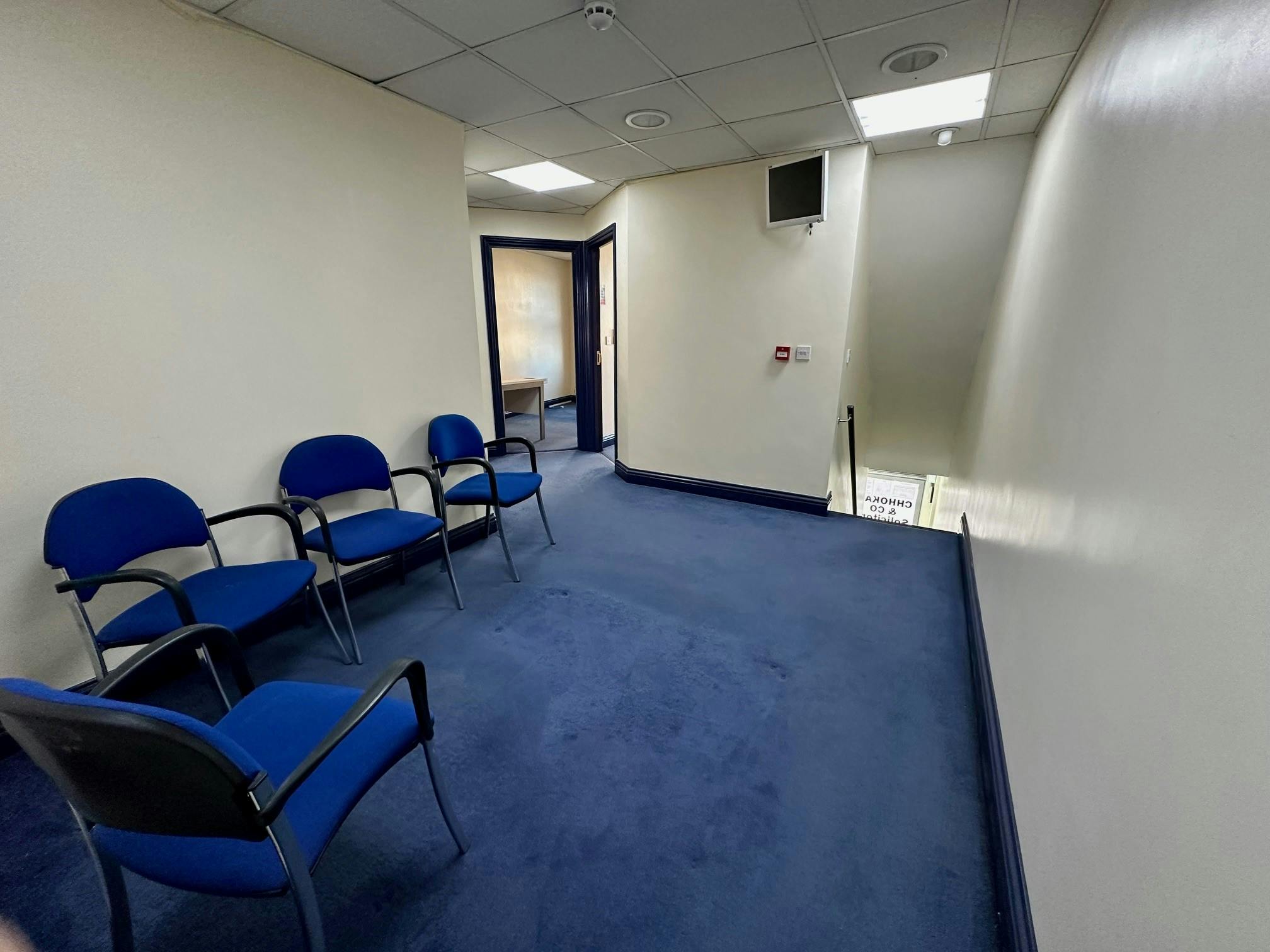 16 High Street, Slough, Offices To Let - 16a High Street int 1.jpg