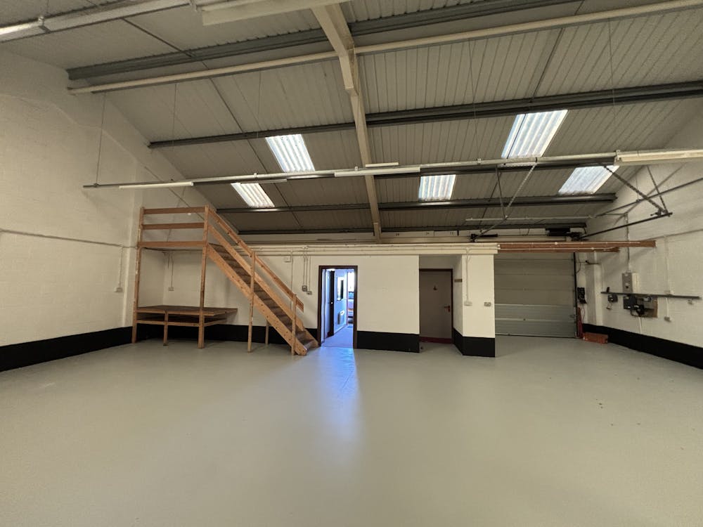 Unit 25, Fern Close - IMG_4824.jpg