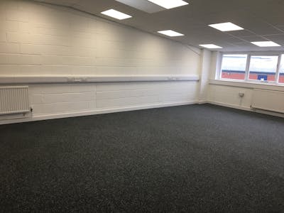 Unit 5 Vale Industrial Centre, Southern Road, Aylesbury, Industrial / Trade Counter / Warehouse / Workshops To Let - Photo 6