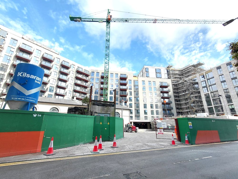 Creché Unit, 5 Railway Street - External Railway Street.jpg