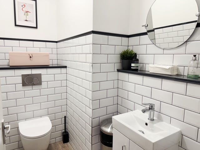 105-107 Farringdon Road, London, Offices For Sale - IMG_7447.jpg