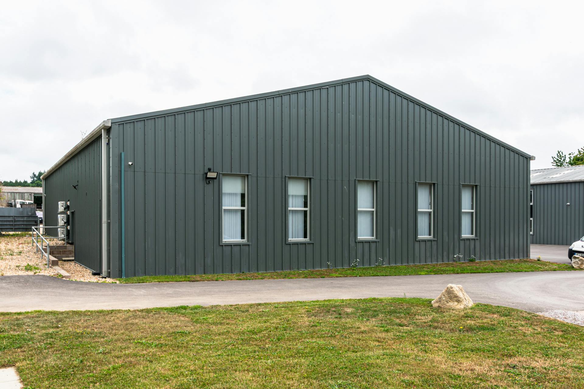 Industrial Unit in Wimborne - photo 4