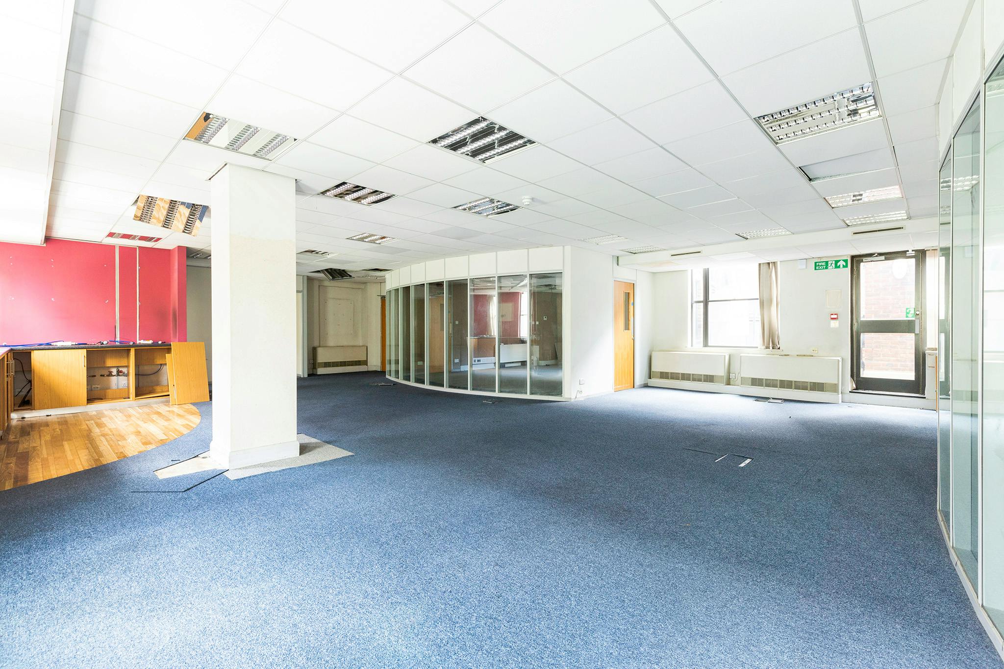 Office in London - photo 2