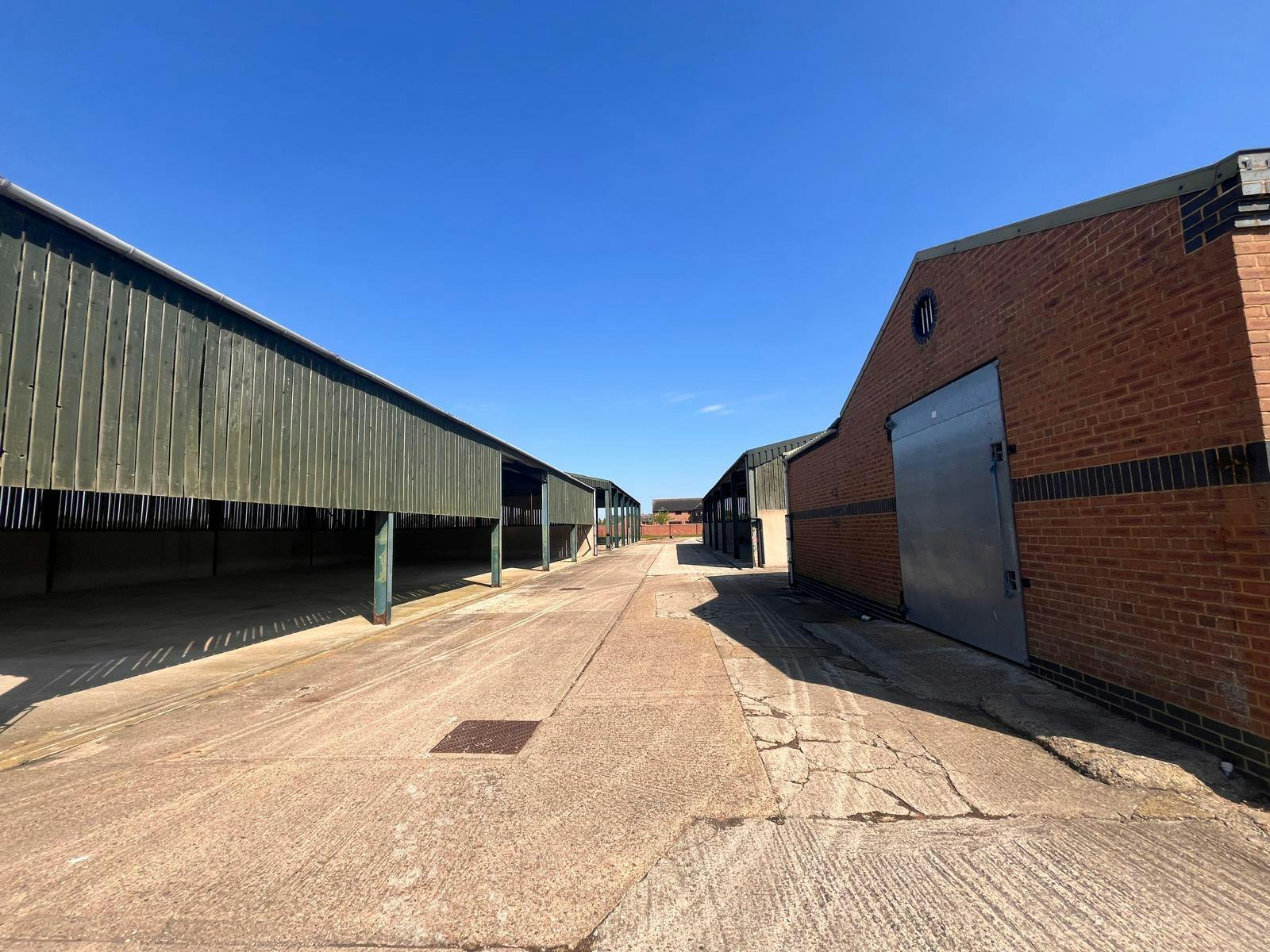 Cavan Farm, Cane End Lane, Aylesbury, Development / Industrial For Sale - WhatsApp Image 20250512 at 131212_914954e6.jpg