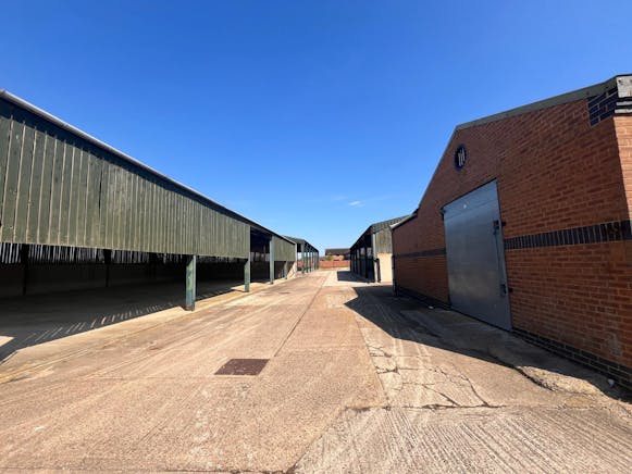 Cavan Farm, Cane End Lane, Aylesbury, Development / Industrial For Sale - WhatsApp Image 20250512 at 131212_914954e6.jpg