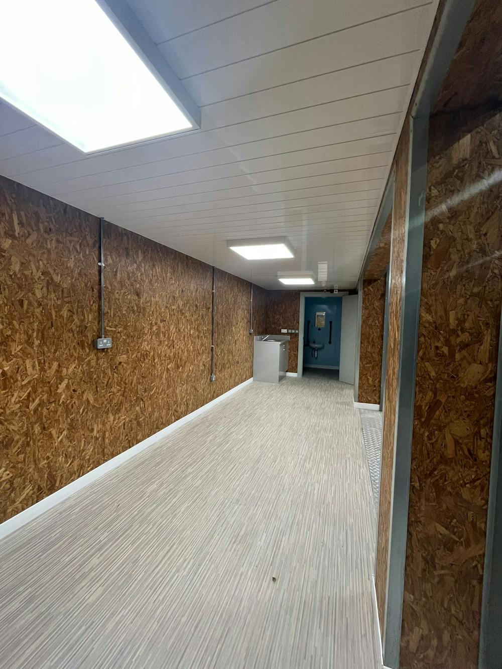 Unit 3 HQube, High Wycombe, Industrial To Let - WhatsApp Image 20251023 at 104333_7a45fd32.jpg