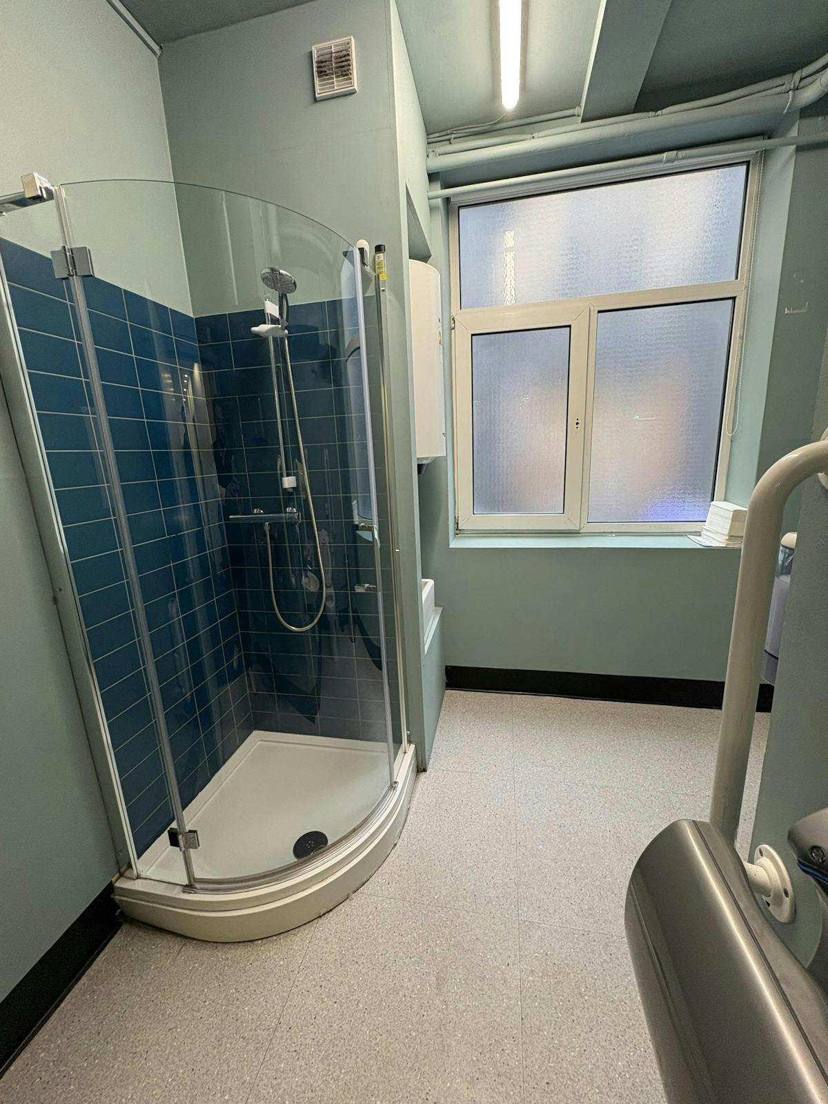 8b2a48bf4a68ee372566f27e72a1061f 5