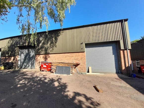 Dolphin Park, Evingar Trading Estate, Whitchurch, Motortrade / Trade Counter / Industrial / Warehouse To Let - 20250808_171228.jpg