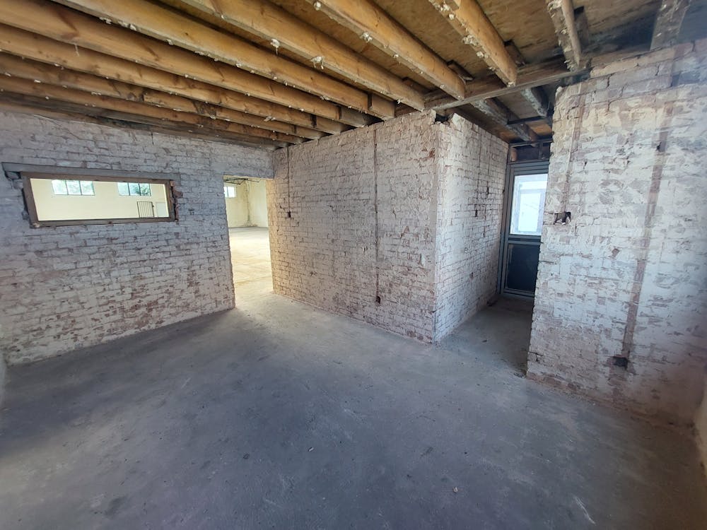 Unit 11, Bilston Industrial Estate, Bilston, Industrial / Warehouse To Let - 1000006457.jpg