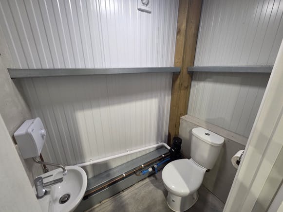 Scotts Hall Barns, Scotts Hall Road, Canewdon, Industrial To Let - WhatsApp Image 2026-02-13 at 13.45.21 (3).jpeg