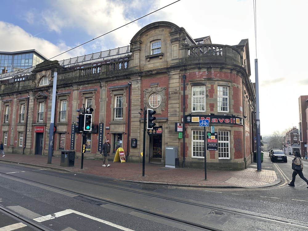 2B Glossop Road Baths - 20250206_135834809_iOS.jpg