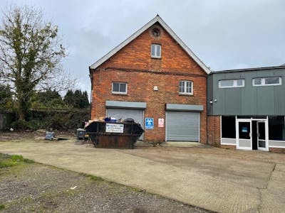 Rear Showroom Former Motorcycle Dealership, Mayfield Road, Heathfield, Retail To Let - 816.jpg