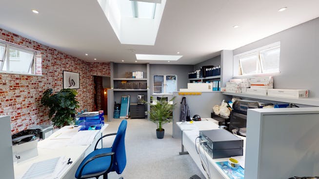 49 Marloes Road, 49 Marloes Road, Kensington, Office To Let - MarloesRoadOffice2.jpg