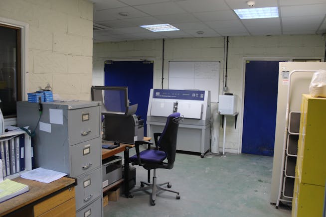 Ronac House, Harlow, Industrial For Sale - IMG_0802.JPG