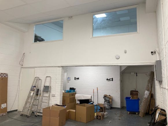 Unit 10 Watchmoor Trade Centre, Camberley, Industrial / Warehouse To Let - warehouse.jpg