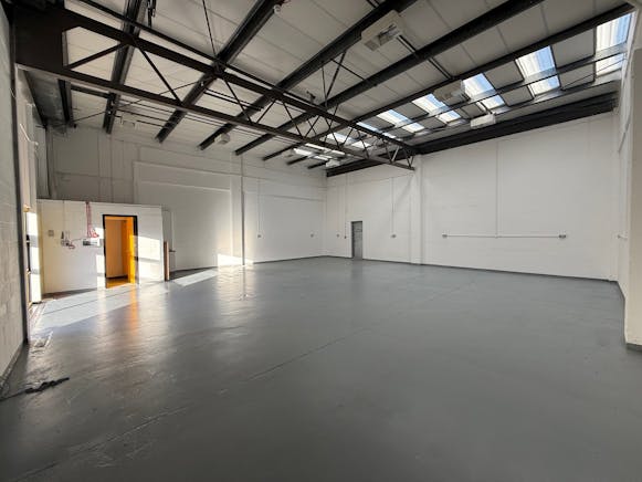 Unit 18B Ash, Kembrey Park, Swindon, Industrial To Let - 2.jpg