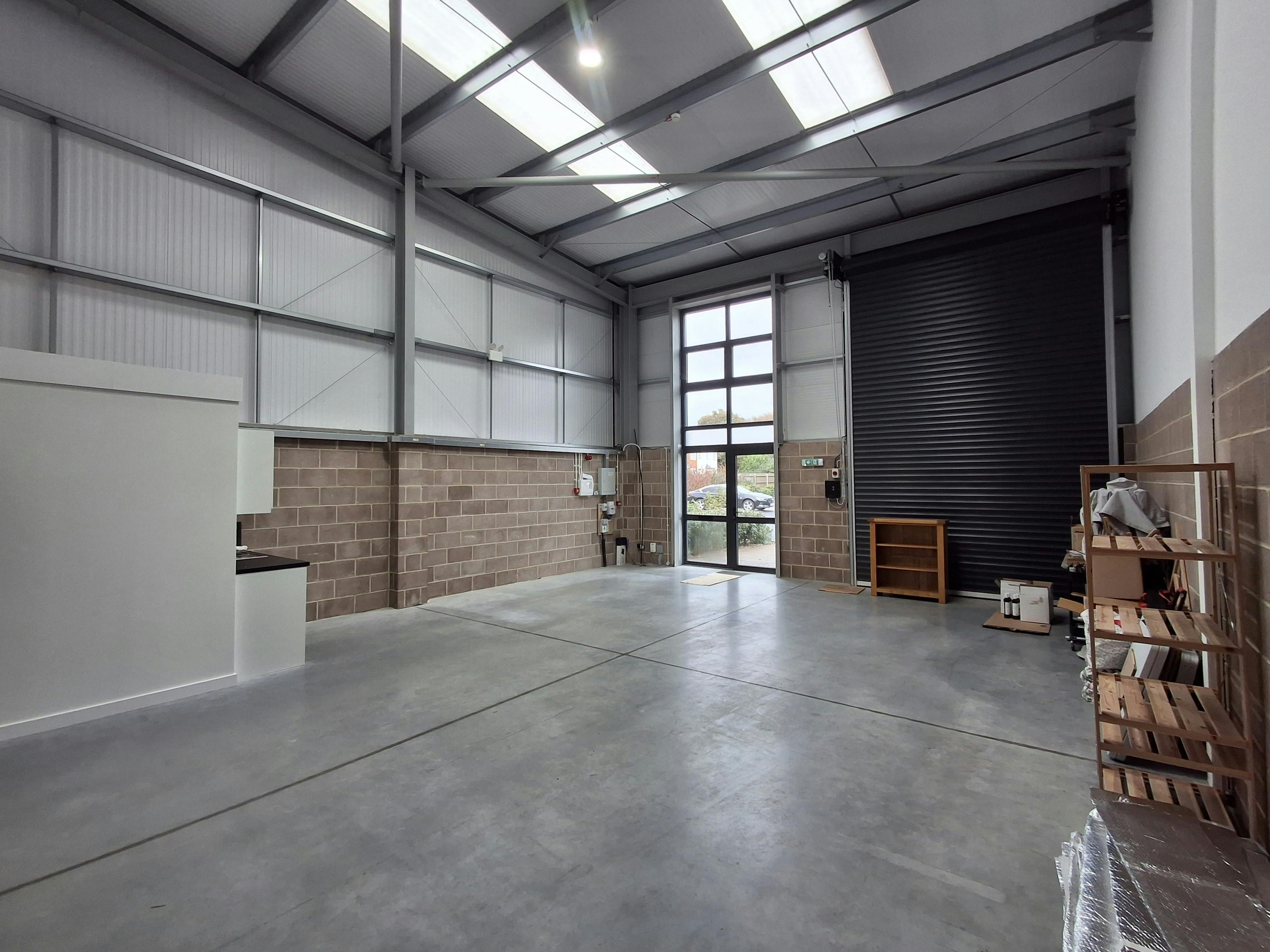 Industrial Unit in Wimborne - photo 4
