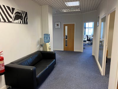 Second Floor Office Suites, Unit 3 Sceptre House, Harrogate, Office To Let - Entrance Hall