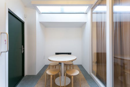 6 Durham Yard, London, Office To Let - 6DurhamYardE2BethnalGreenLondonFieldsOfficeStudioToLetInternal7DominionLondon.jpg