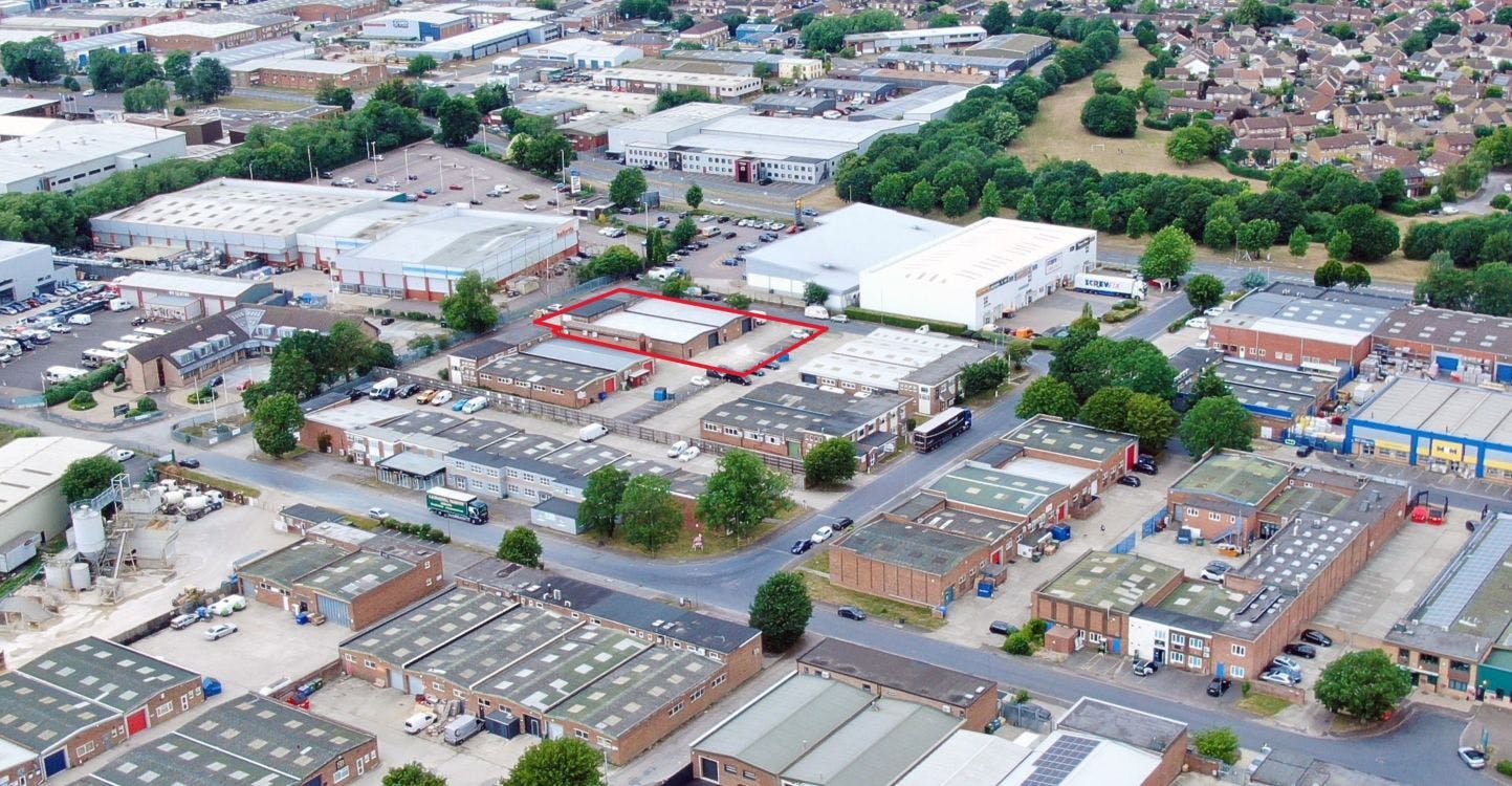 Units available are D1 and D2 Telford Road, two modern semi-detacahed light industrial/warehouse units, together with two-storey offices to the front elevation. The units both feature a roller shutter door to the rear elevations, with a loading/unloading area, together with car parking to the front and rear of the premises. The units can be combined or taken seperatley.