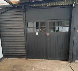 Unit 8, Rawlings Farm Buildings, Rawlings Farm, Chelmsford, Industrial To Let - Front Shot.jpg