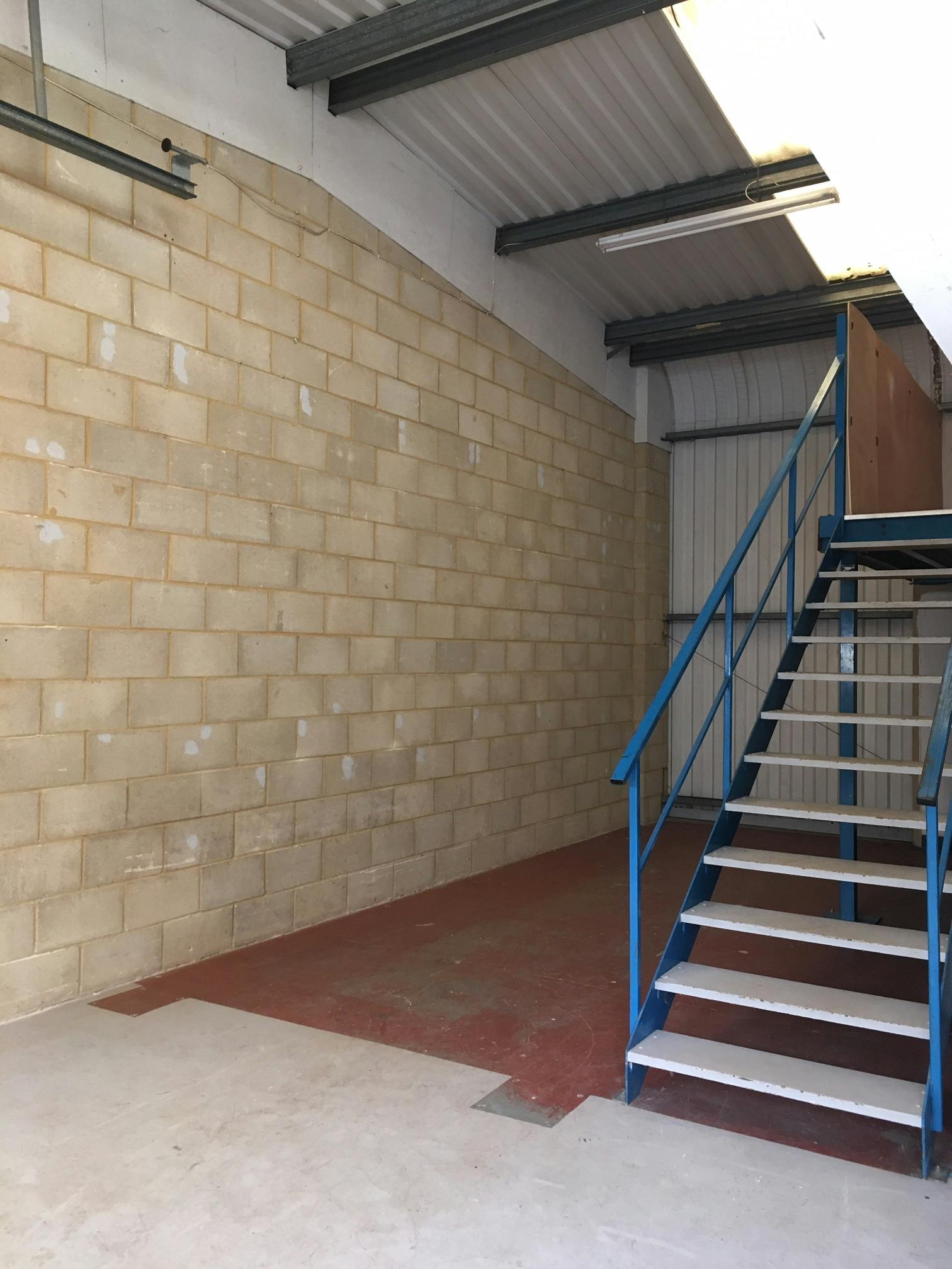Industrial Unit in Thorpe - photo 4