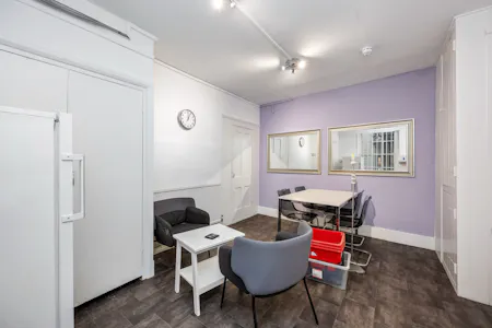 32-33 Queens Road, Brighton, Alternative Use Opportunity / Cafe (A1) / Class E Retail / Leisure / E (Commercial / Business / Service) / E Class Retail / Leisure (no extract - Open A1) / Education / Leisure / Office / Other / Retail / Retail - In Town / Sui Generis To Let - Queen's Road 32-33-010.JPG