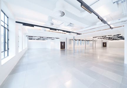 16 St Martin's Le Grand, London, Office To Let - 4adcef8725eb36f20868e97ba3e7bc79-04091.jpg